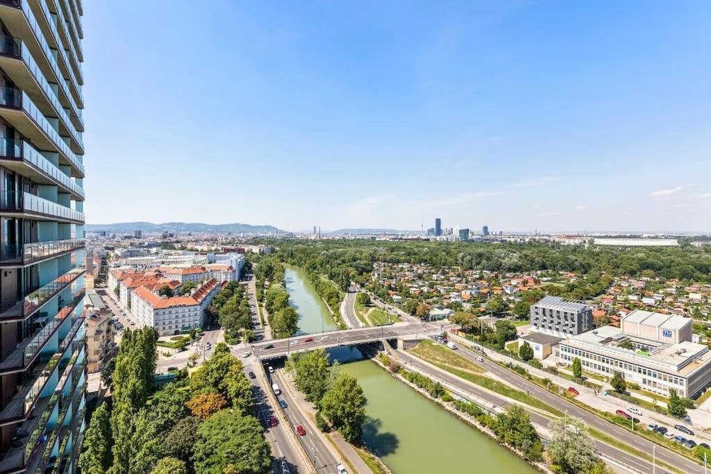 Design With Amazing View Over Appartamento